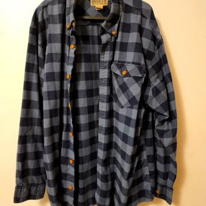 Mens Duluth Trading Co. Checkered Flannel Shirt Size Large